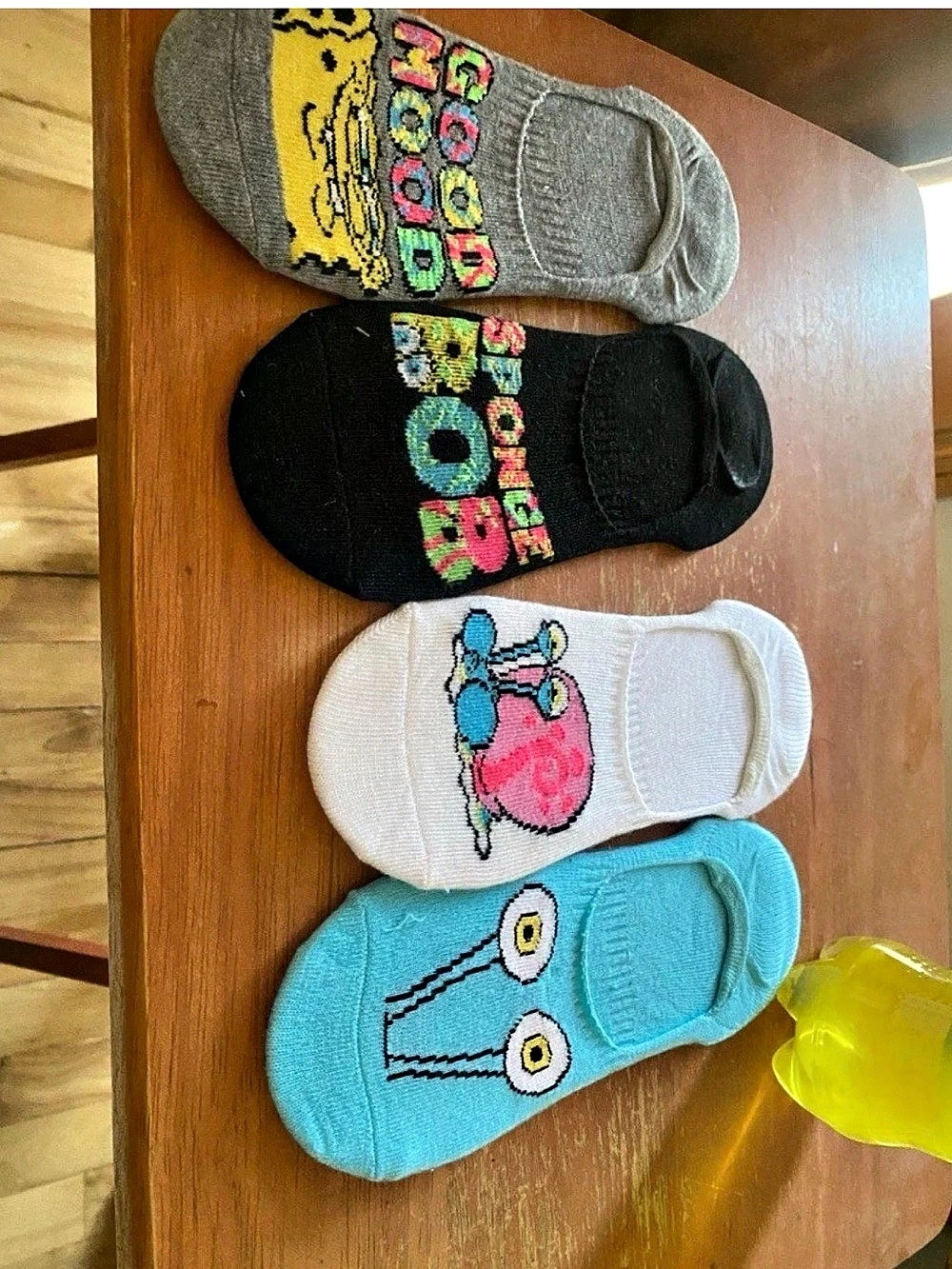 Low-Cut No-Show Socks 4-Pair Set